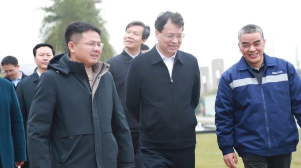 成绩突飞猛进 | 时隔两年，贵州省副省长郭锡文再访hjc黄金城